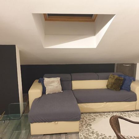 Apartmán Angela'S Attic Voghera Exteriér fotografie