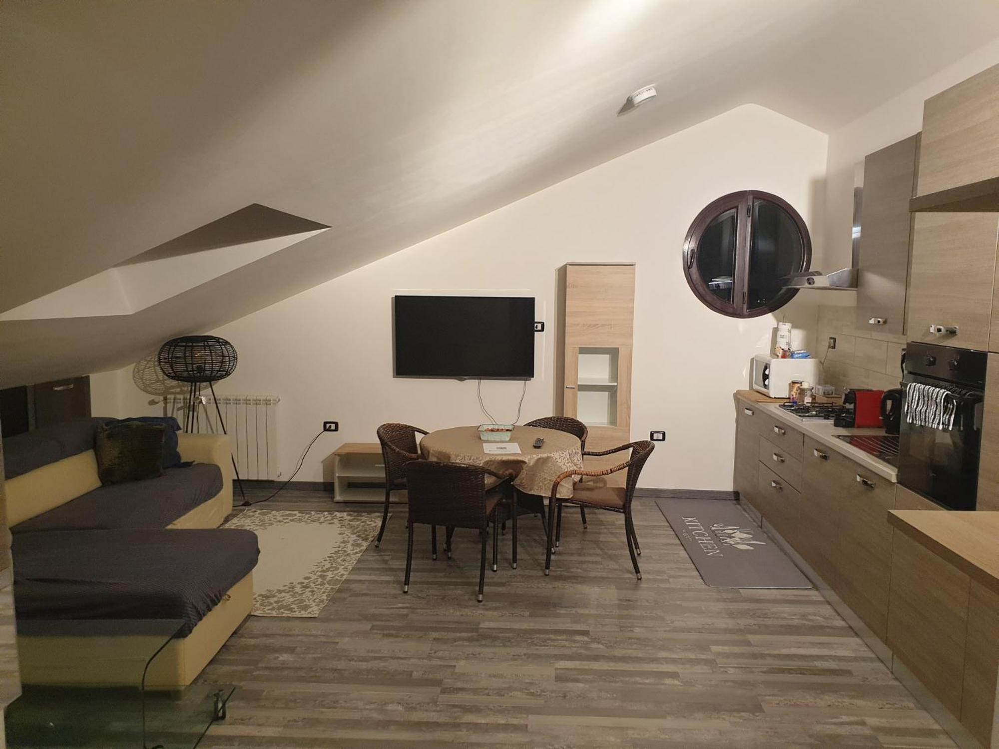 Apartmán Angela'S Attic Voghera Exteriér fotografie